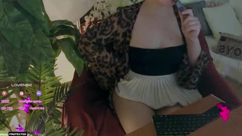 Snapshot of baby_debbie chatting on February 2026 09:35:02 PM Debora online show from February 2026 09:35:02 PM