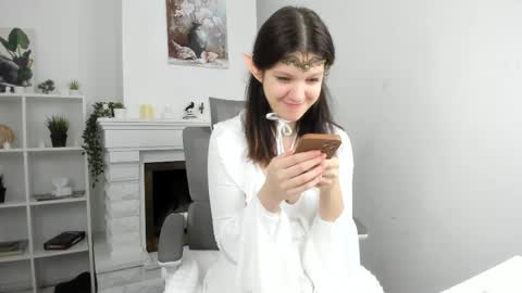 Snapshot of baby_evalena chatting on November 2025 05:29:02 AM Evalena maybe just Eva online show from November 2025 05:29:02 AM