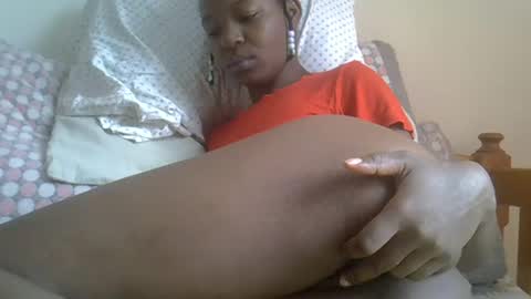 Snapshot of baby_facii chatting on January 2025 08:21:01 AM baby_facii online show from January 2025 08:21:01 AM