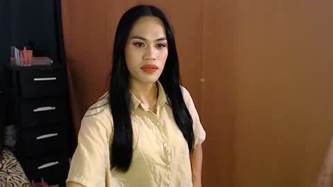 Nathalia online show from September 2025 08:20:02 PM