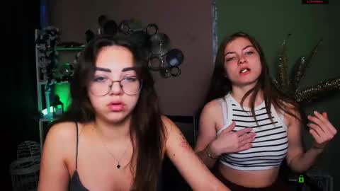 Snapshot of baby_hotte chatting on November 2025 06:58:01 AM baby online show from November 2025 06:58:01 AM