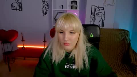 Snapshot of baby_hotte chatting on January 2026 06:51:02 AM baby online show from January 2026 06:51:02 AM