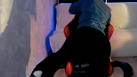 baby_kitte online show from April 2026 03:57:01 AM