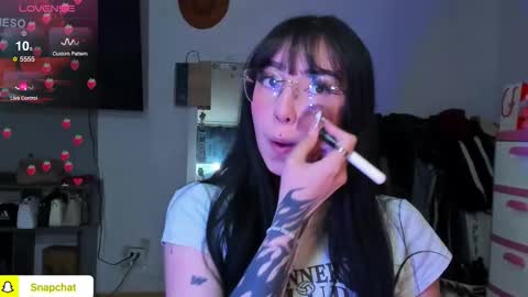 lily online show from December 2025 01:16:02 PM