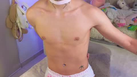 Snapshot of baby_xian chatting on February 2025 04:18:02 AM  Dani  online show from February 2025 04:18:02 AM