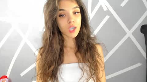 Aylin  online show from December 2024 05:42:01 AM