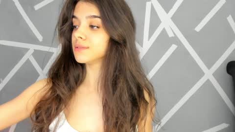 Aylin  online show from December 2024 06:01:02 AM