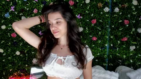 Aylin  online show from September 2025 05:09:01 AM