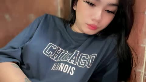 Clara online show from October 2025 02:32:01 AM