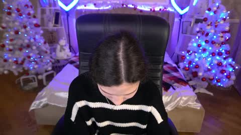 Sasha online show from December 2024 07:57:01 PM