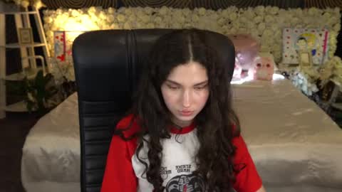 Snapshot of babyflowerr chatting on April 2026 07:40:01 PM Sasha online show from April 2026 07:40:01 PM