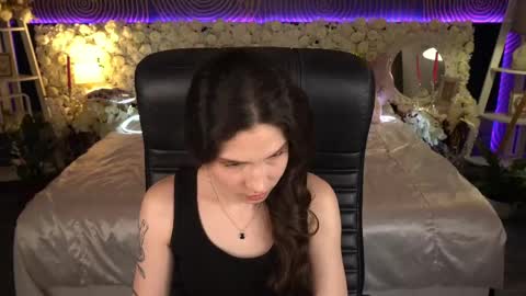 Snapshot of babyflowerr chatting on April 2026 07:10:01 PM Sasha online show from April 2026 07:10:01 PM