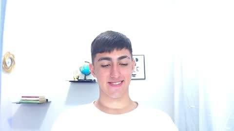 Snapshot of babymaik chatting on December 2024 11:49:01 PM babymaik online show from December 2024 11:49:01 PM