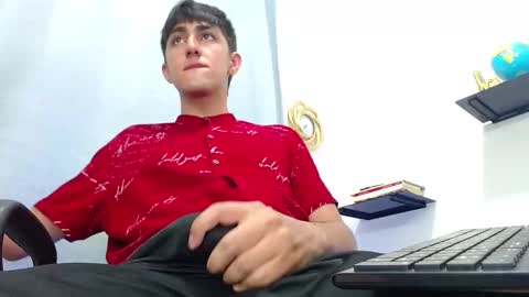 Snapshot of babymaik chatting on January 2025 12:29:01 AM babymaik online show from January 2025 12:29:01 AM