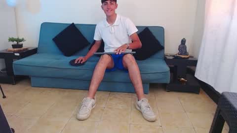 Snapshot of babymaik chatting on February 2025 05:25:02 PM babymaik online show from February 2025 05:25:02 PM