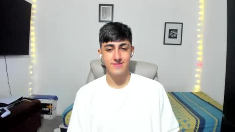 Snapshot of babymaik chatting on September 2025 09:26:01 PM babymaik online show from September 2025 09:26:01 PM