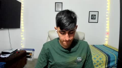 Snapshot of babymaik chatting on September 2025 09:06:02 PM babymaik online show from September 2025 09:06:02 PM