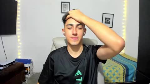 Snapshot of babymaik chatting on October 2025 10:05:01 PM babymaik online show from October 2025 10:05:01 PM