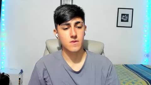 Snapshot of babymaik chatting on November 2025 05:26:02 PM babymaik online show from November 2025 05:26:02 PM