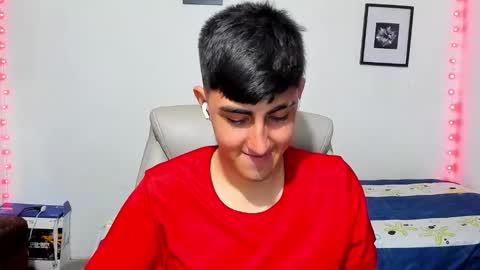 Snapshot of babymaik chatting on November 2025 05:51:01 AM babymaik online show from November 2025 05:51:01 AM