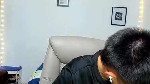 Snapshot of babymaik chatting on November 2025 06:25:02 AM babymaik online show from November 2025 06:25:02 AM