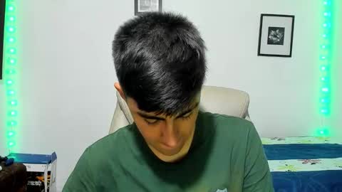 Snapshot of babymaik chatting on November 2025 05:17:01 AM babymaik online show from November 2025 05:17:01 AM