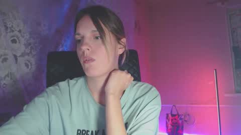 Sonya online show from September 2025 06:10:02 PM