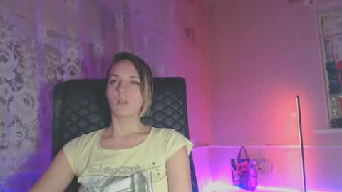 Sonya online show from November 2025 07:13:01 PM