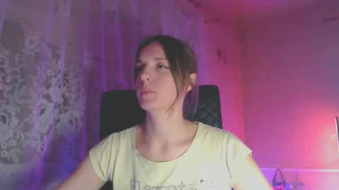 Sonya online show from November 2025 07:34:02 PM