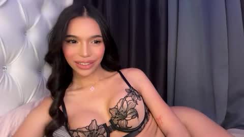 Snapshot of babysabrinaxx chatting on October 2025 06:19:02 PM babysabrinaxx online show from October 2025 06:19:02 PM