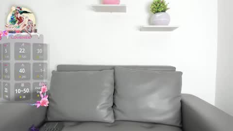 Snapshot of babywoww_ chatting on December 2025 10:35:02 AM CATA online show from December 2025 10:35:02 AM