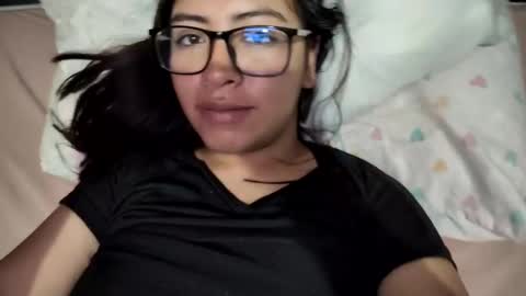 Snapshot of babyymango_ chatting on February 2025 10:39:02 PM Gisselle online show from February 2025 10:39:02 PM