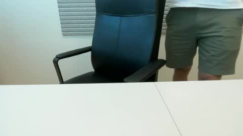 Snapshot of backtoureon chatting on July 2026 03:03:02 PM backtoureon online show from July 2026 03:03:02 PM