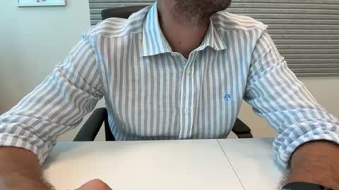 Snapshot of backtoureon chatting on July 2026 02:08:02 PM backtoureon online show from July 2026 02:08:02 PM