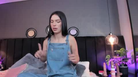 bad__girll_ online show from May 2026 12:34:01 PM