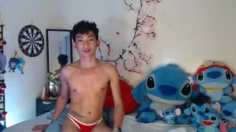 Snapshot of bad_boy_in_bed chatting on April 2026 07:14:01 PM jay online show from April 2026 07:14:01 PM