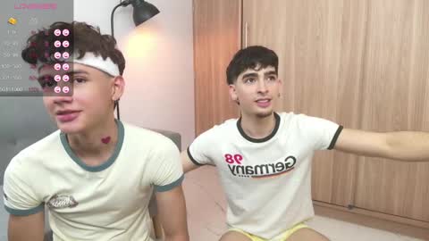 Snapshot of badboy_one chatting on February 2025 02:02:02 PM jhojan online show from February 2025 02:02:02 PM