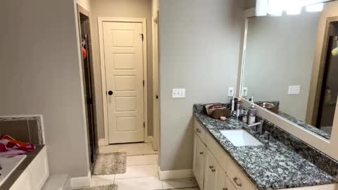 HotWifeFun32 online show from December 2024 02:43:02 AM