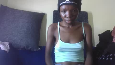 baddie_floxxy online show from February 2026 07:24:02 PM