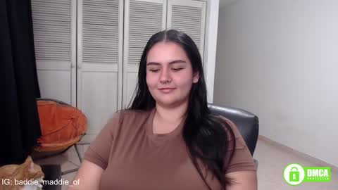 Snapshot of baddie_maddie_ chatting on October 2025 03:36:02 AM want custom text me through my snap 3  online show from October 2025 03:36:02 AM