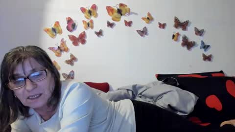 Snapshot of badgg chatting on December 2024 06:34:02 PM Gina online show from December 2024 06:34:02 PM