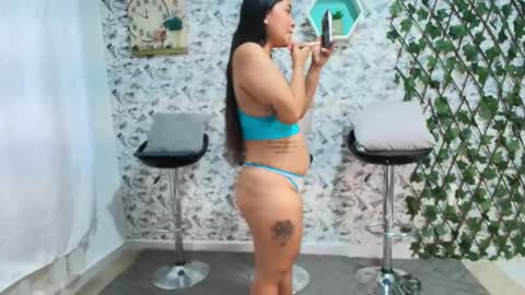 Snapshot of badgirls_000 chatting on May 2026 11:07:01 AM candy and dayan online show from May 2026 11:07:01 AM