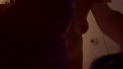 Snapshot of badgirlsclub1029 chatting on December 2024 12:19:02 AM badgirlsclub1029 online show from December 2024 12:19:02 AM