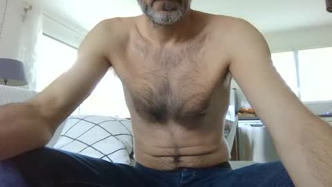 Snapshot of badmax35 chatting on April 2026 11:07:02 AM badmax online show from April 2026 11:07:02 AM