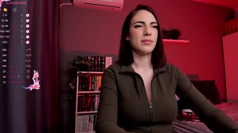 Snapshot of baeblossom chatting on November 2025 04:17:01 PM Blossom online show from November 2025 04:17:01 PM