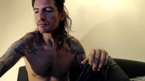 Bailey online show from October 2025 01:52:02 AM