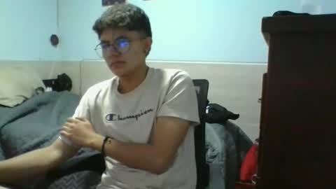 Snapshot of bal3n chatting on December 2024 10:52:02 PM Bal3n online show from December 2024 10:52:02 PM