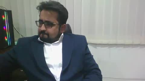 Ballbusting Slave online show from December 2024 09:44:02 AM