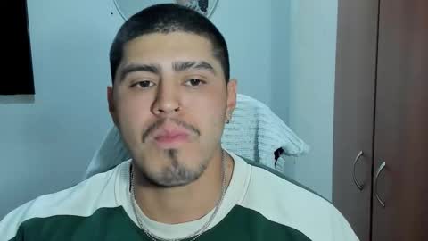 Andres -  online show from October 2025 02:12:02 AM
