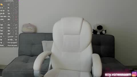 Vanessa online show from February 2025 08:28:02 PM